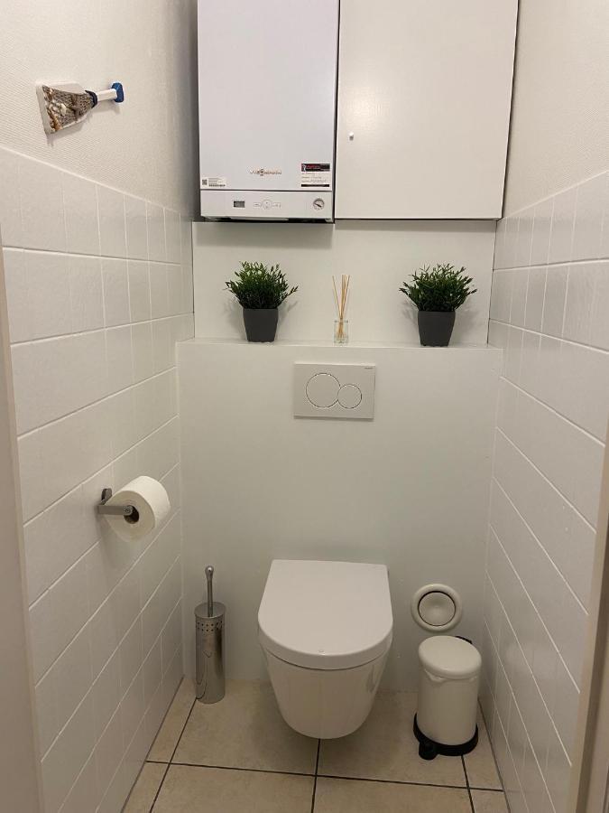Weloveoostende - Newly Renovated Large Apartment 150M From The Beach - Including Bed Sheets And Final Clea-Ning المظهر الخارجي الصورة